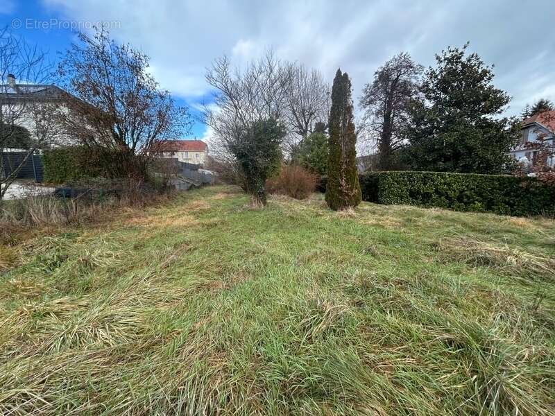 aix les bains parcelle de terrain à batir  de 906 m2 env - photo 2