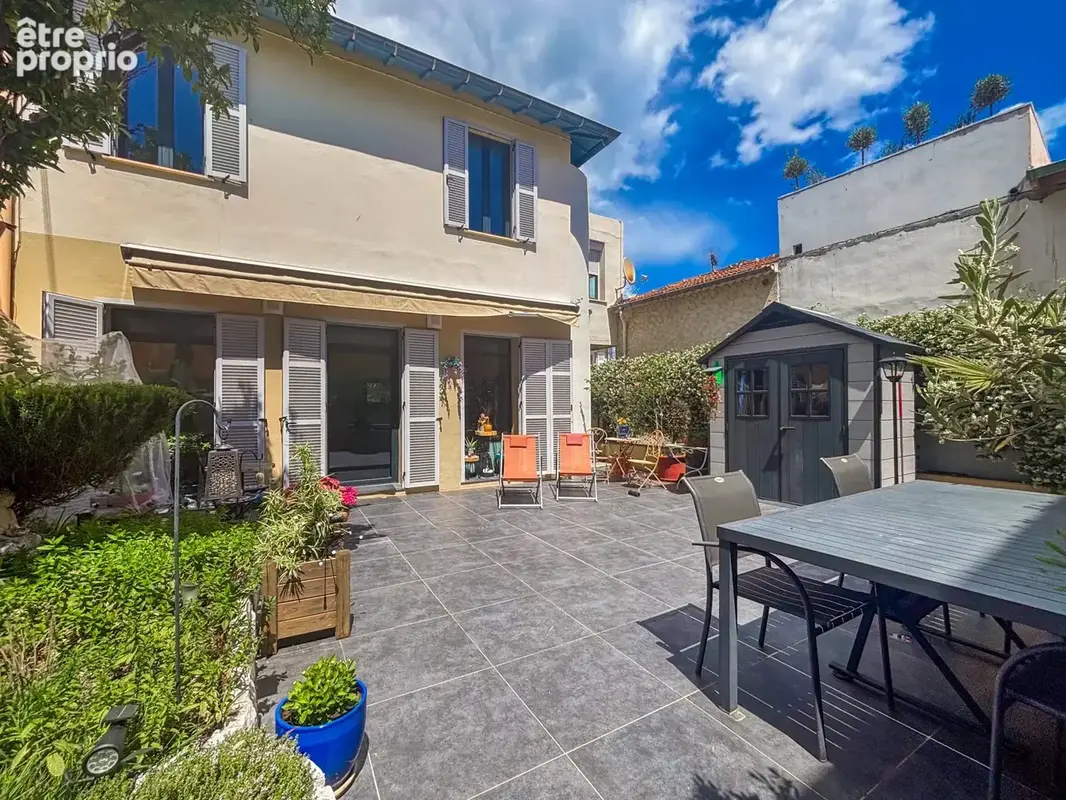 Maison rénovée dans le village de Saint-Jean-Cap-Ferrat - photo 2