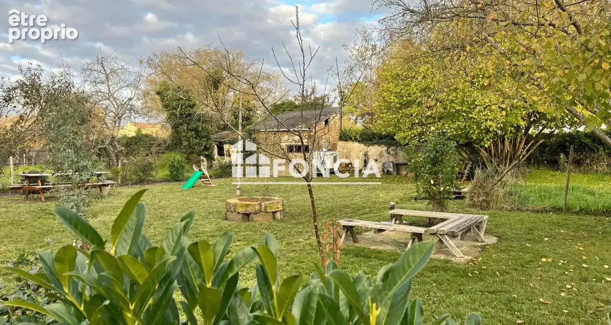 Jolie maison de bourg entierement restaurée avec jardin - photo 9