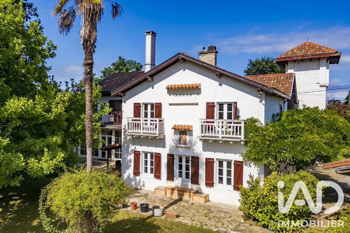 Photo 1 - Maison à ARCANGUES