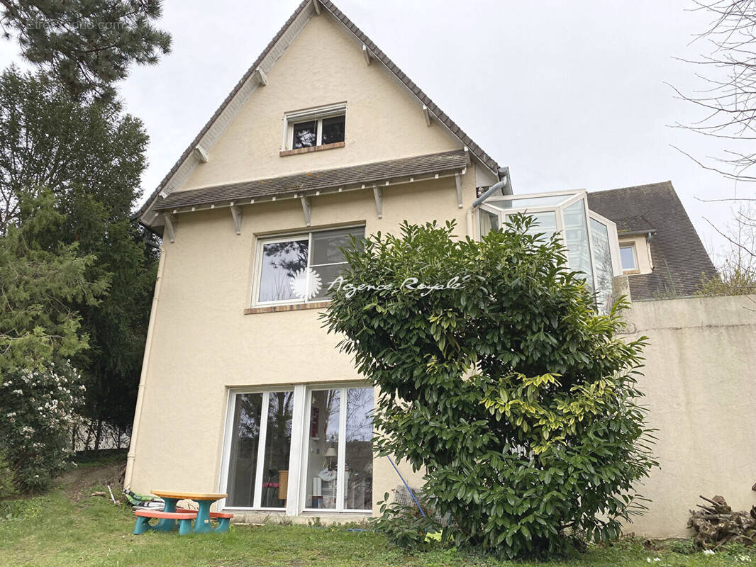 Maison à LE PECQ
