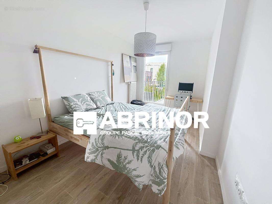 Lille - Appartement de Type 4 - Duplex - 3 chambres - Jardin - 1 place de parking - photo 8