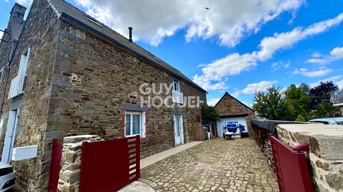 Maison à PLEUDIHEN-SUR-RANCE