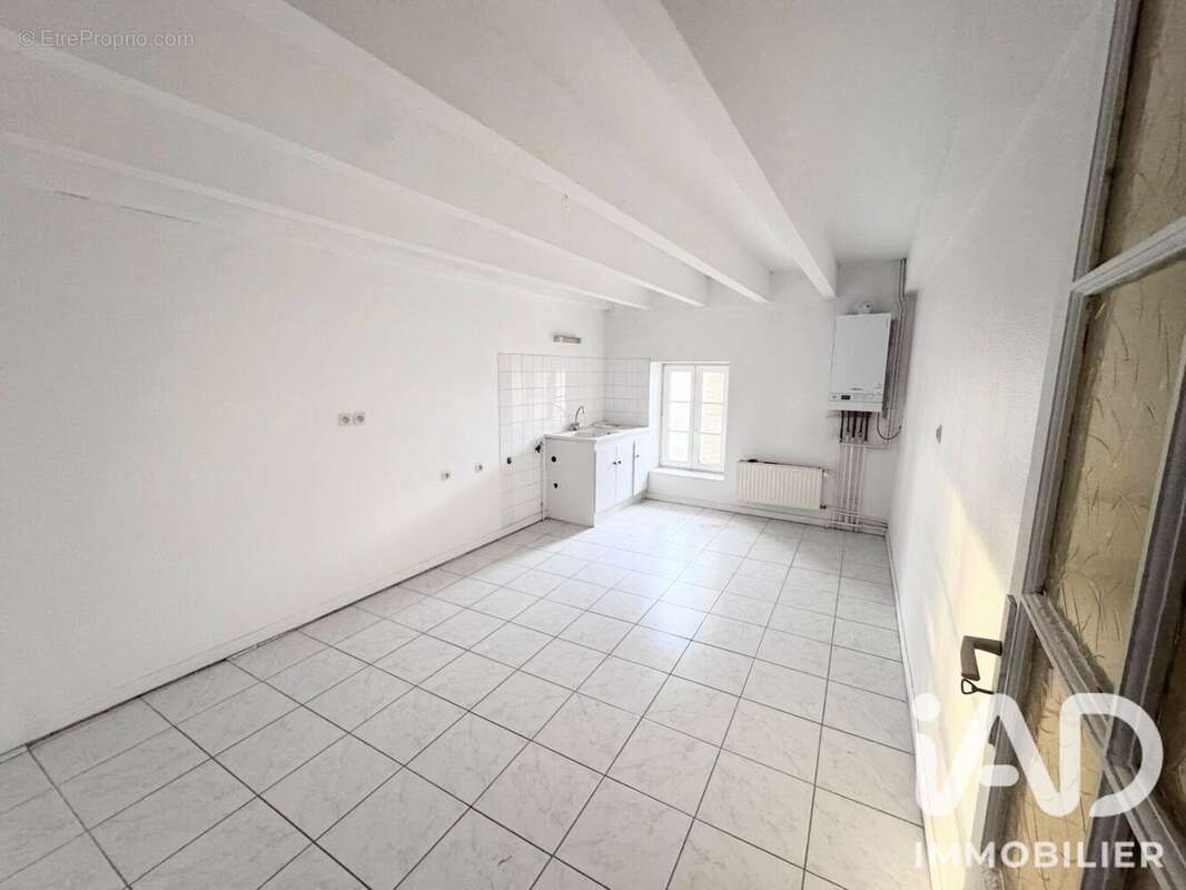 Appartement 310 m² à Solgne  - photo 9