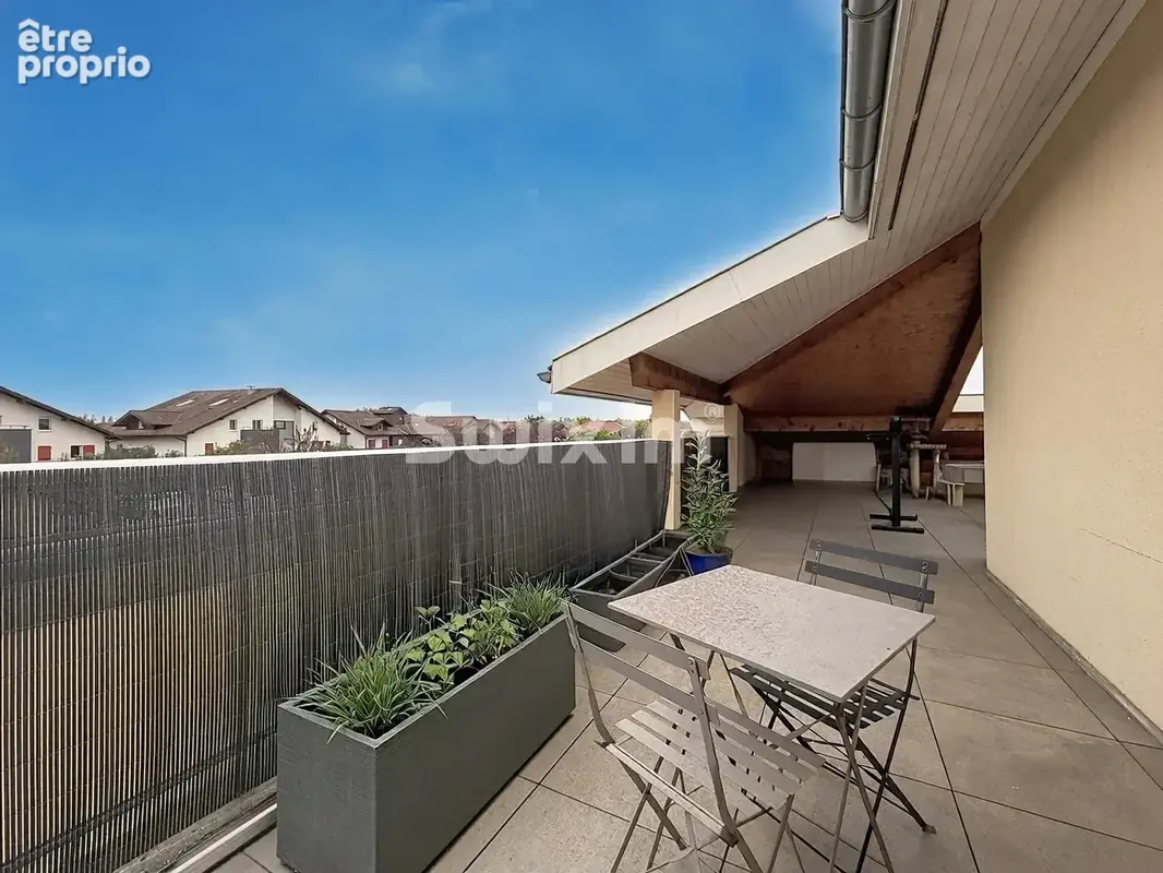 T3 en attique avec terrasse – Accès Genève - photo 8