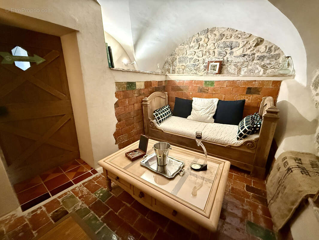 Maison à LES MATELLES