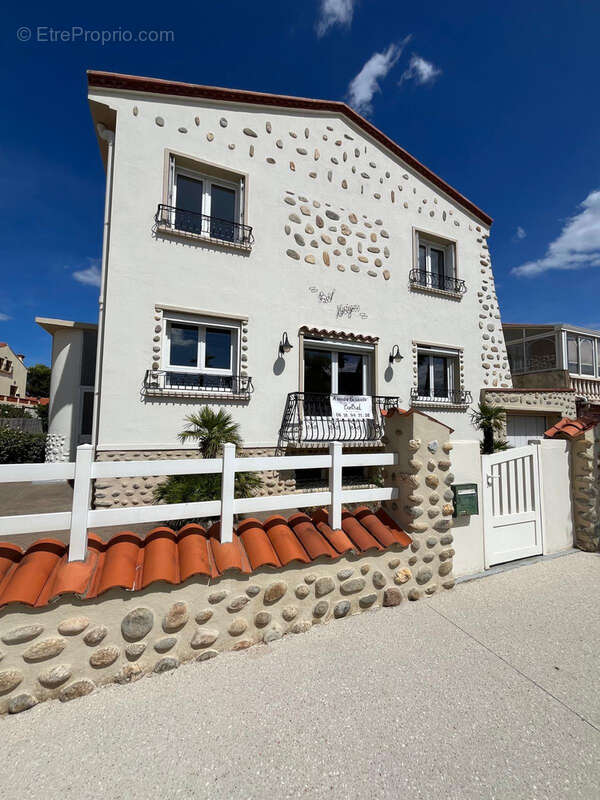 Le Barcarès Village   Maison 3 faces avec jardin et grand garage à 2 minutes à pied de la plage ! - photo 3