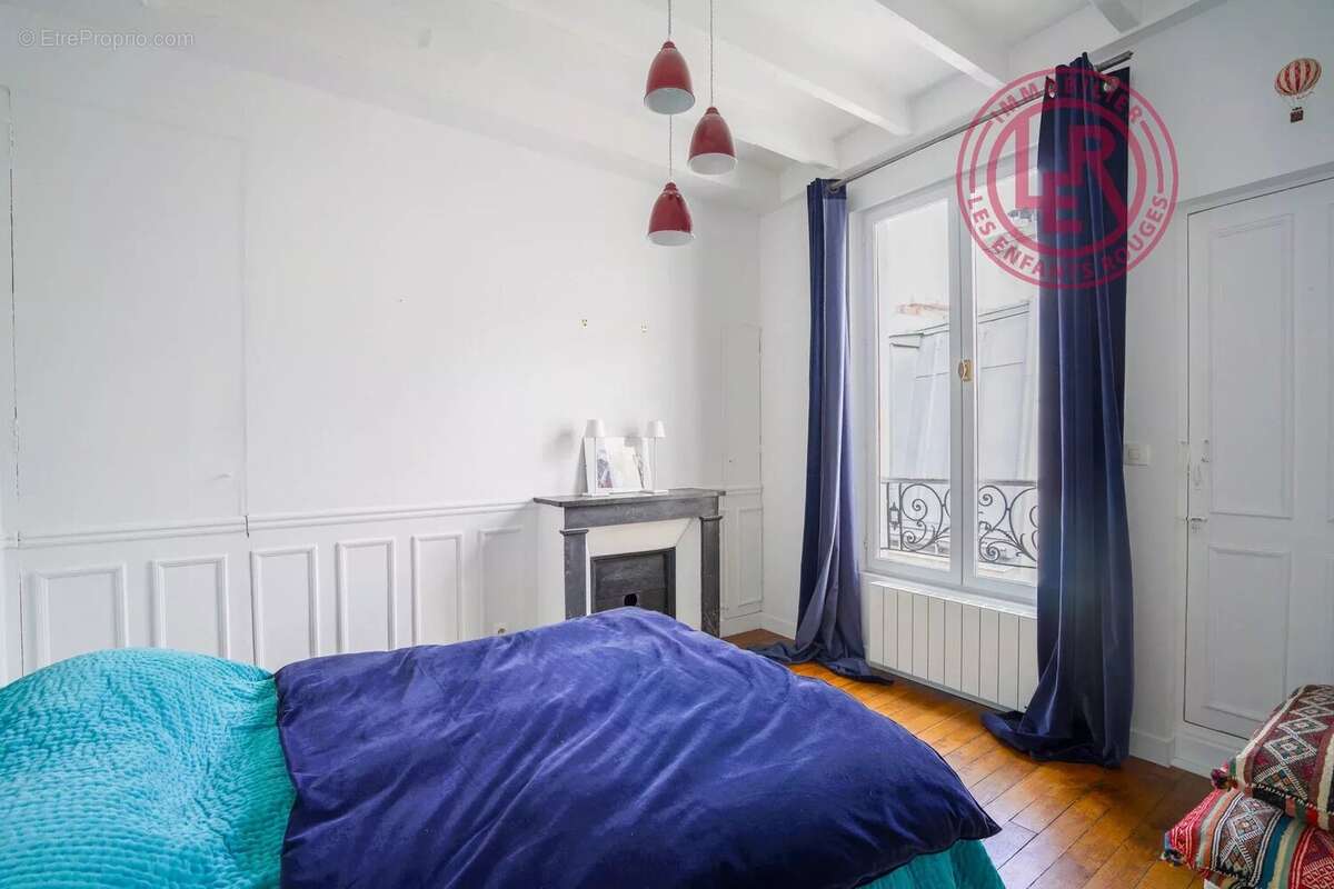 Appartement à PARIS-3E