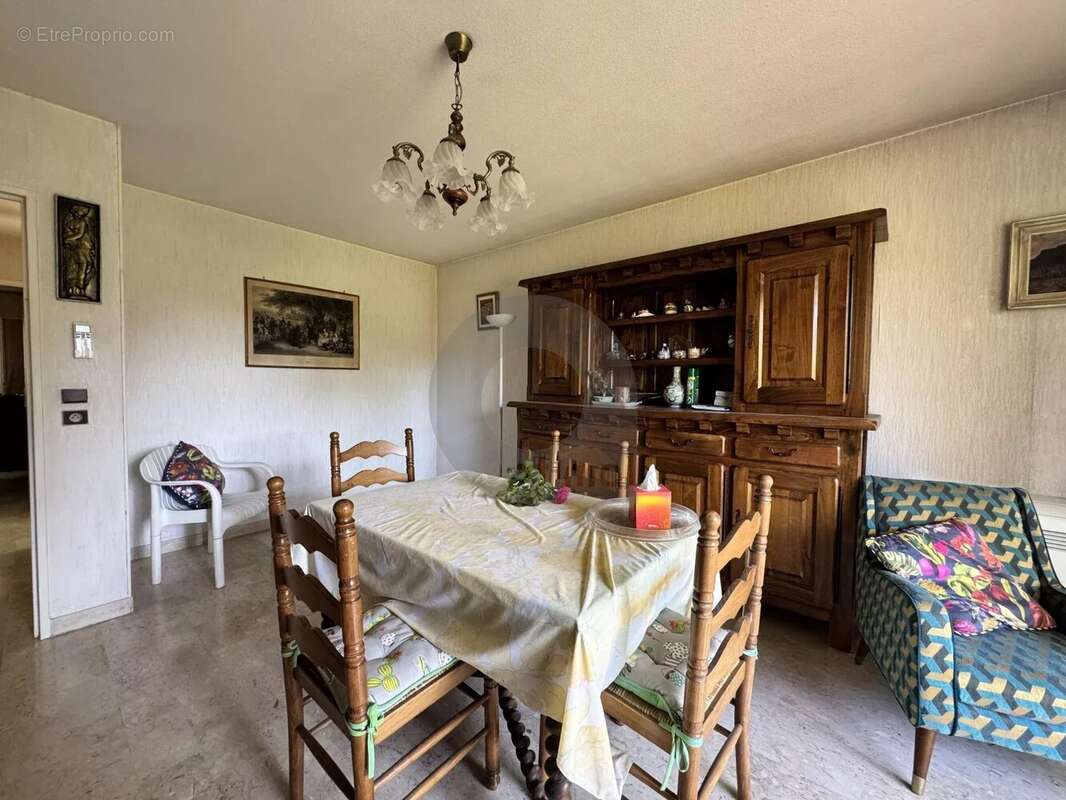 Appartement à ROQUEBRUNE-CAP-MARTIN