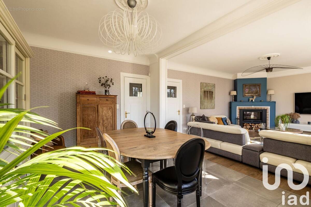 Photo 1 - Maison à GONDECOURT