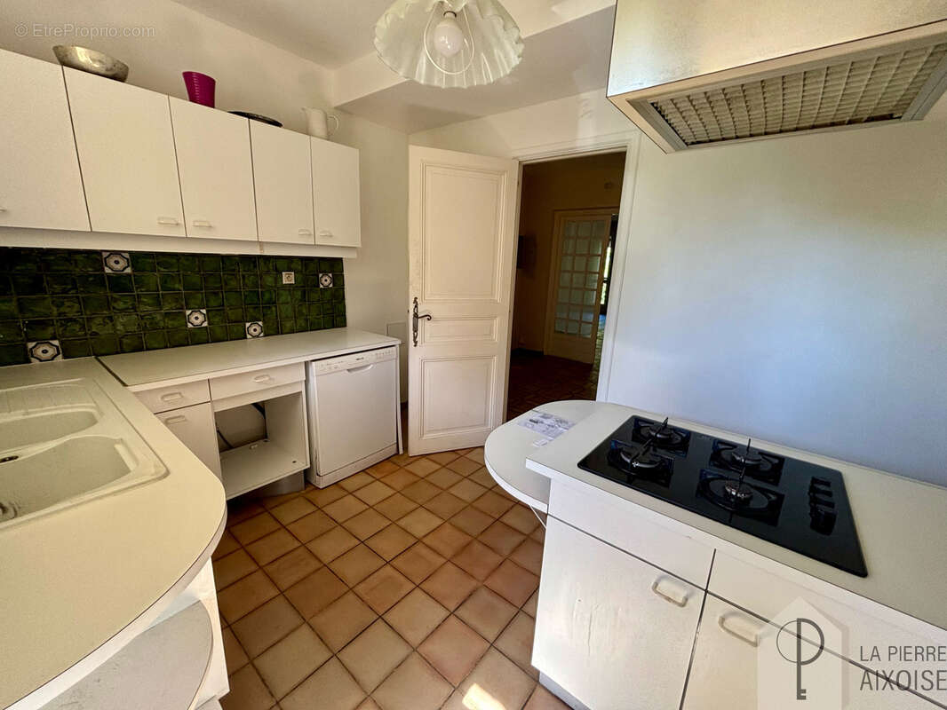 Appartement 4 pièces 110,89m2  balcon parking  Val ST André - Aix  en Provence - photo 15