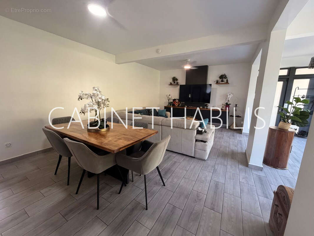 Maison à SAINT-JOSEPH