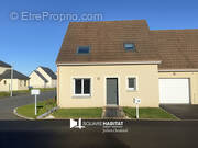 Maison à MESLAY-DU-MAINE