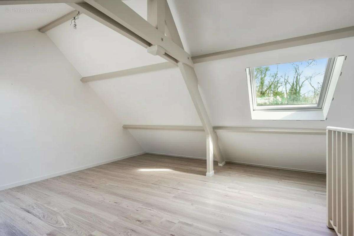 Maison à SOISY-SUR-SEINE
