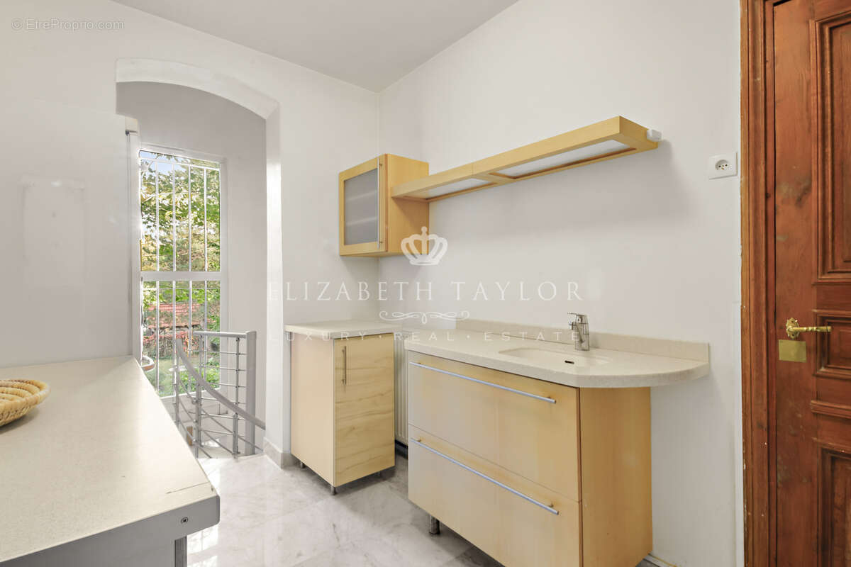 Maison à LE VESINET