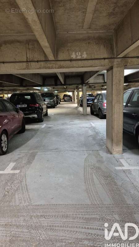 Photo 2 - Parking à CRETEIL