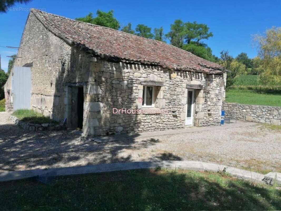 Maison à DURAS