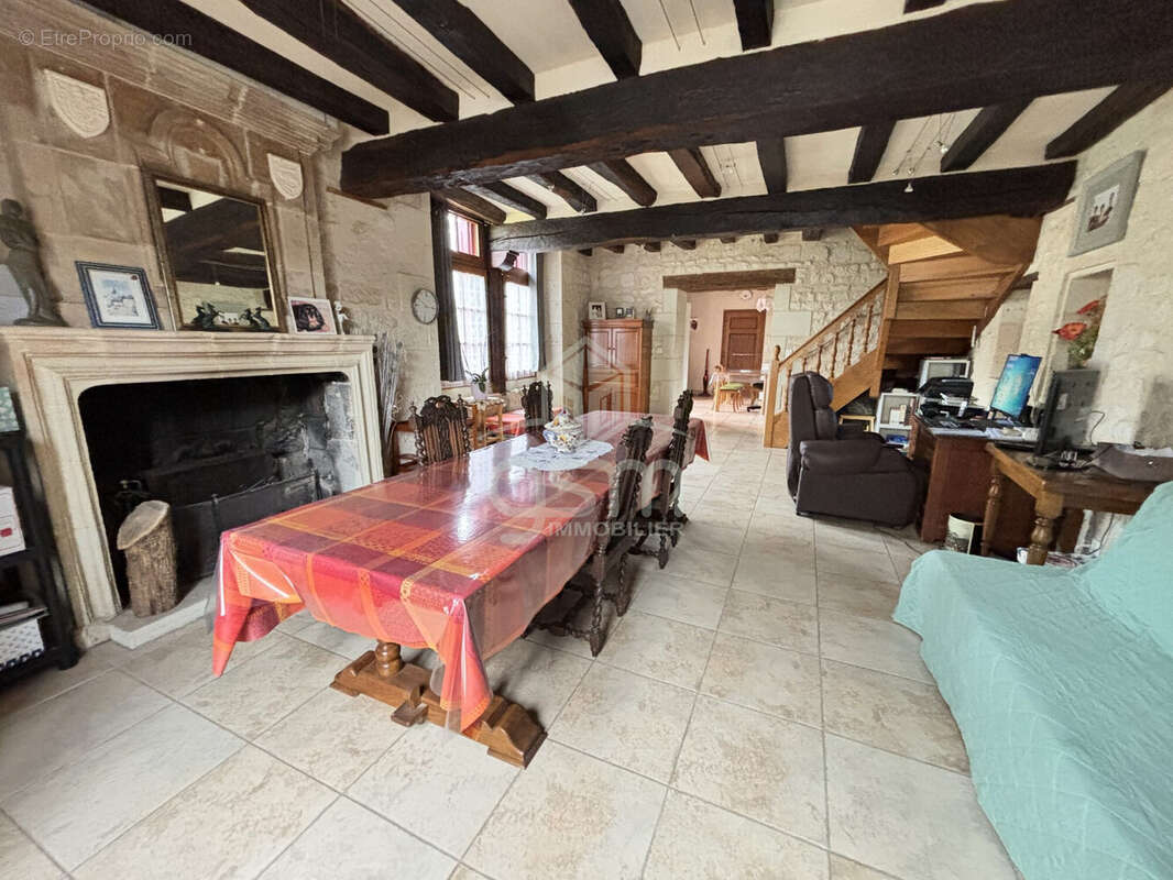 Maison à SAINT-EPAIN