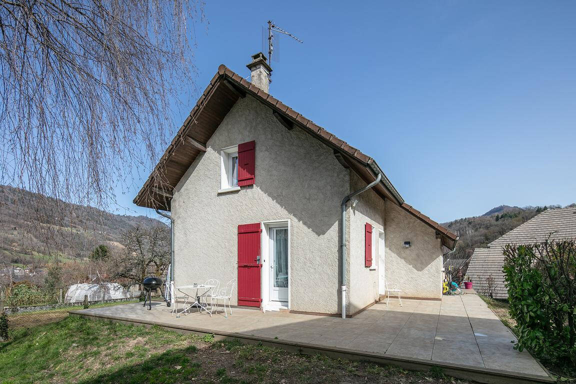 Maison à LA ROCHETTE