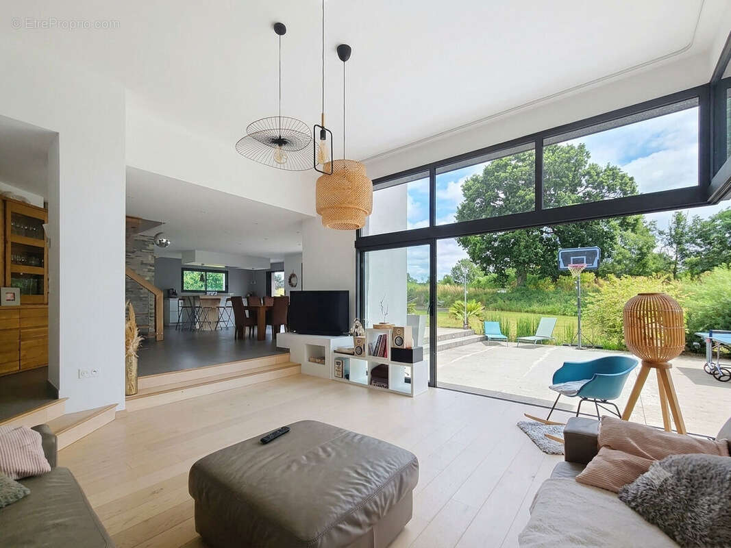 A vendre: Maison contemporaine à Quettreville Sur Sienne- à 8 kms de la mer- sans aucun voisinage - photo 5