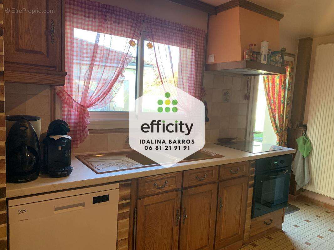 Maison à ROMAZIERES