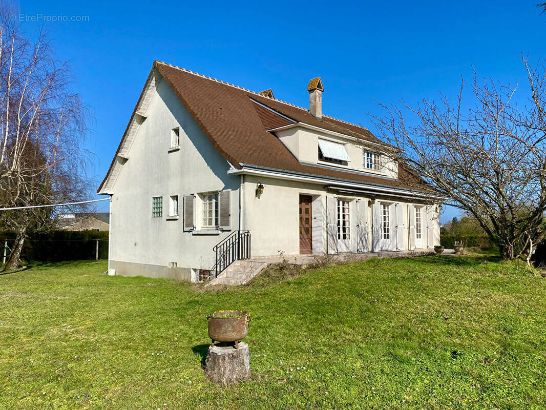 Maison à SELLES-SUR-CHER