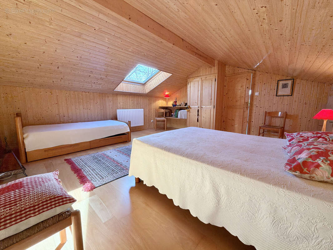 Maison à SAINT-SYLVESTRE-SUR-LOT