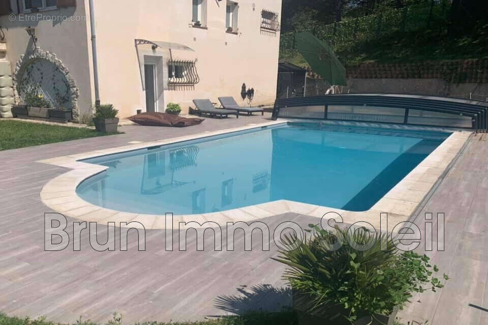 Maison 135 m² à Saint-Antonin  - photo 3