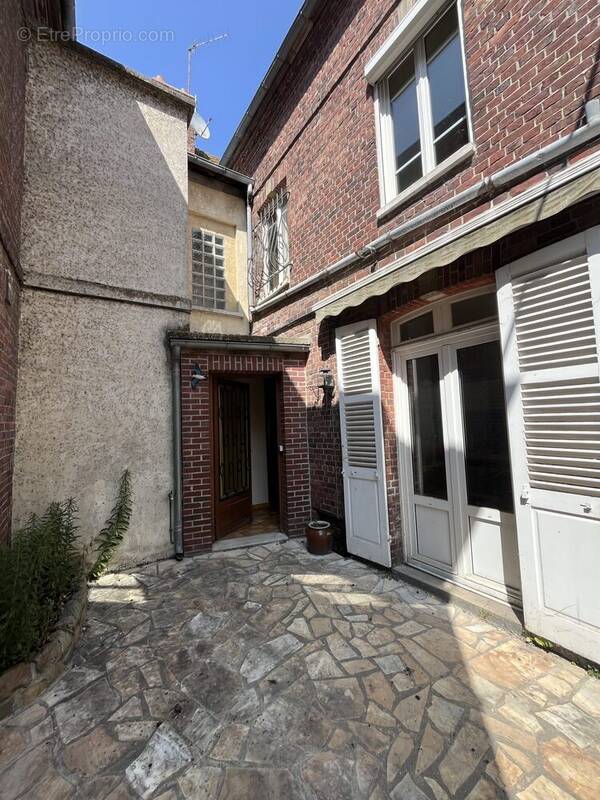 Maison à SAINT-CLAIR-SUR-EPTE