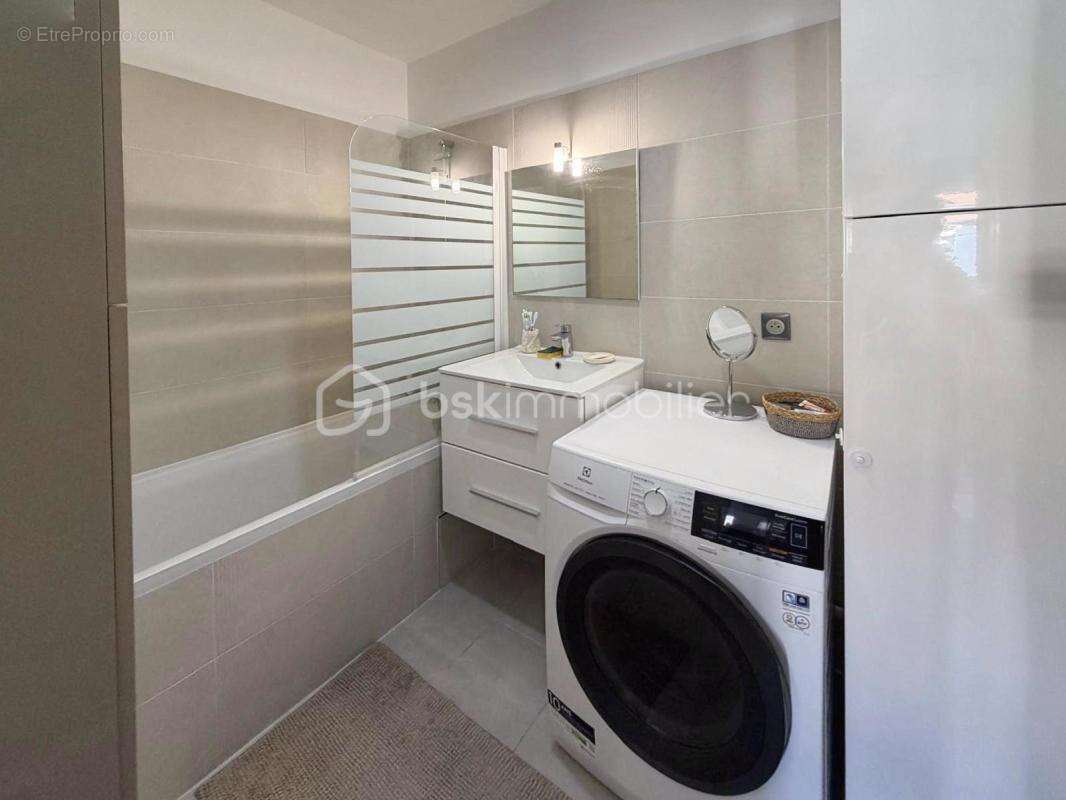 Appartement à MOISSY-CRAMAYEL