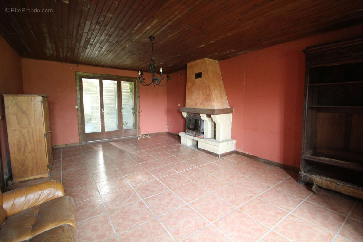 Maison à SAINT-POURCAIN-SUR-BESBRE
