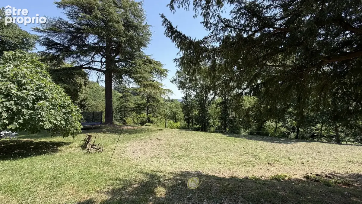 Propriété de caractère avec activité de gîtes sur  environ 10 hectares . - photo 9
