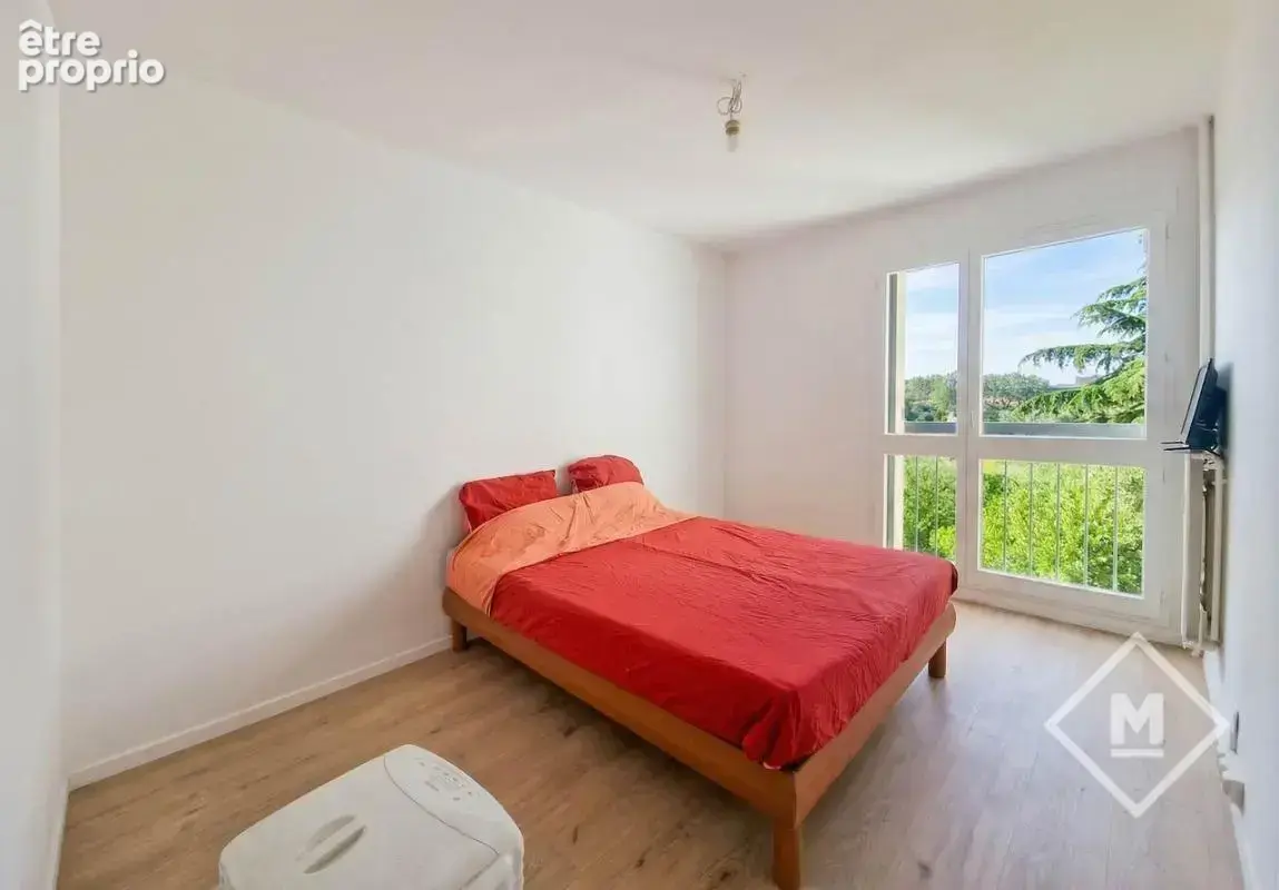 Appartement T4 de 91m² au 3ème étage à Marseille Saint Loup - Calme et Lumineux - photo 9