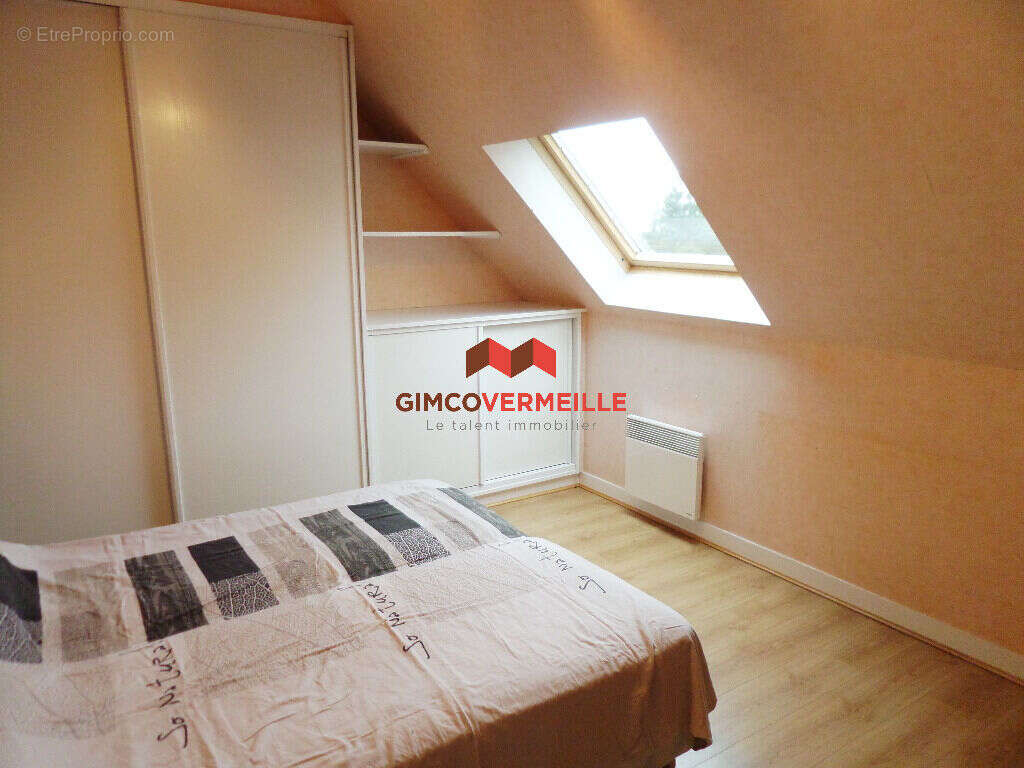 Maison à LA CELLE-SAINT-CLOUD