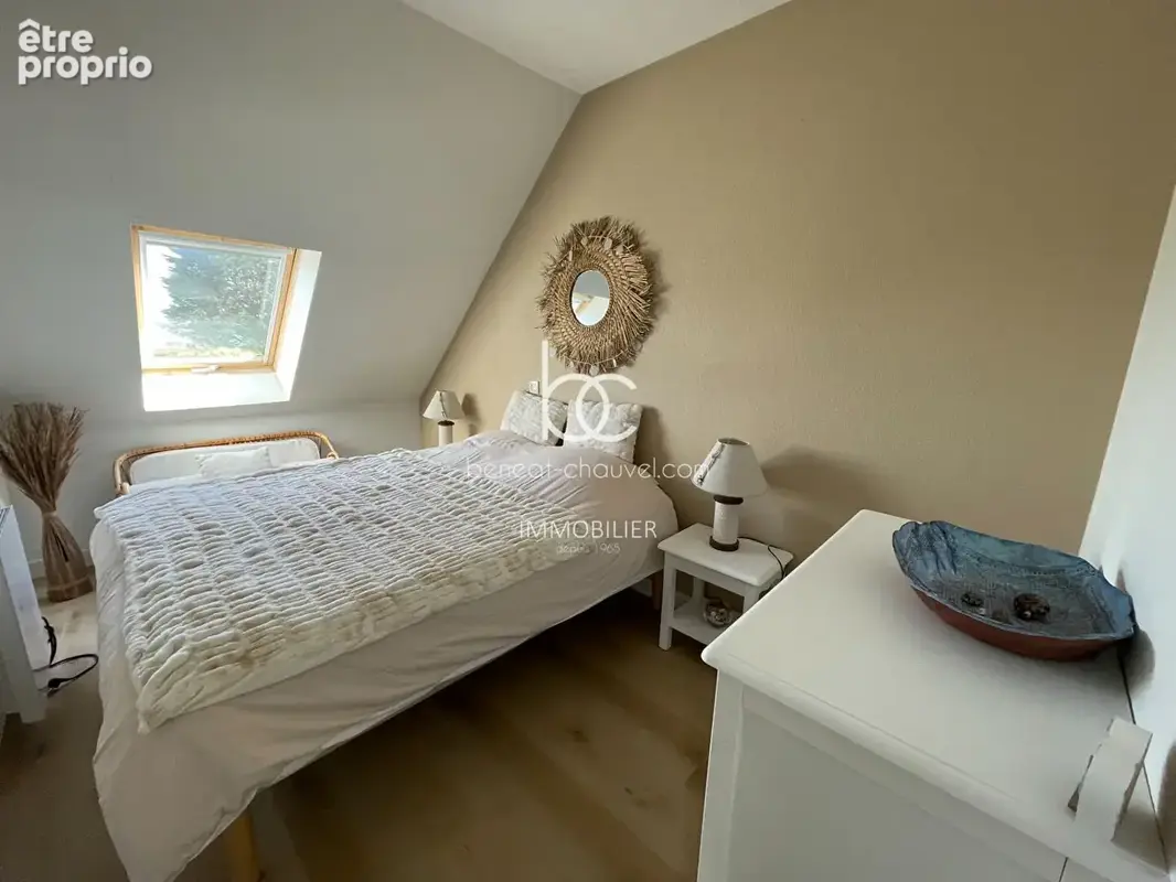 ARZON - Appartemetn T3 duplex avec balcon, piscine et 2 parking ! - photo 7