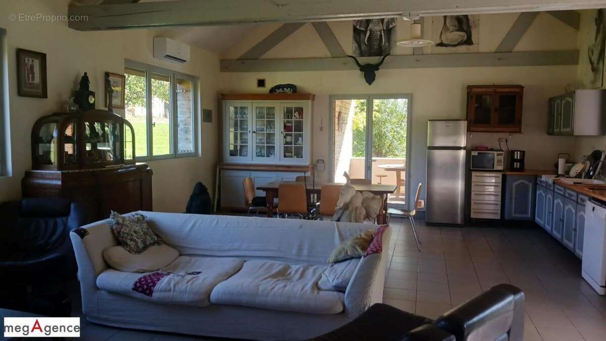 Maison à SAINT-DENIS-D&#039;AUTHOU