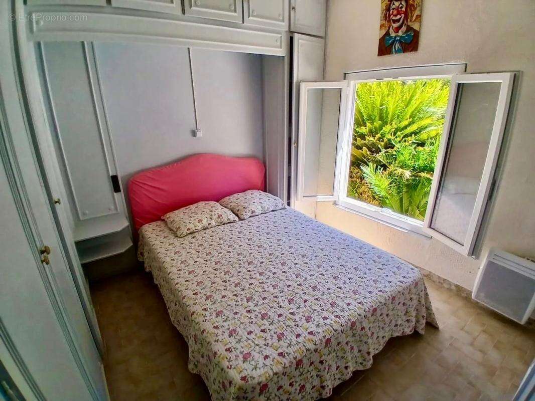Appartement à TOURRETTE-LEVENS