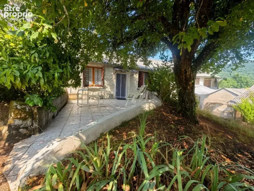 Maison 5 pièces / 69 m² / 55 000 EUR / BRASSAC - photo 12