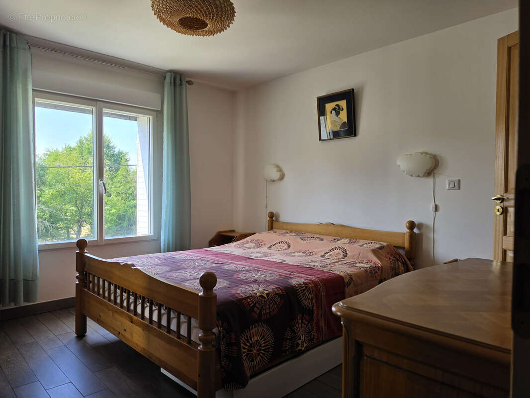 Maison d’architecte haut de gamme proche d’Amboise   Prestations d'exception (Sauna, Cinéma, Ascenseur) - photo 10