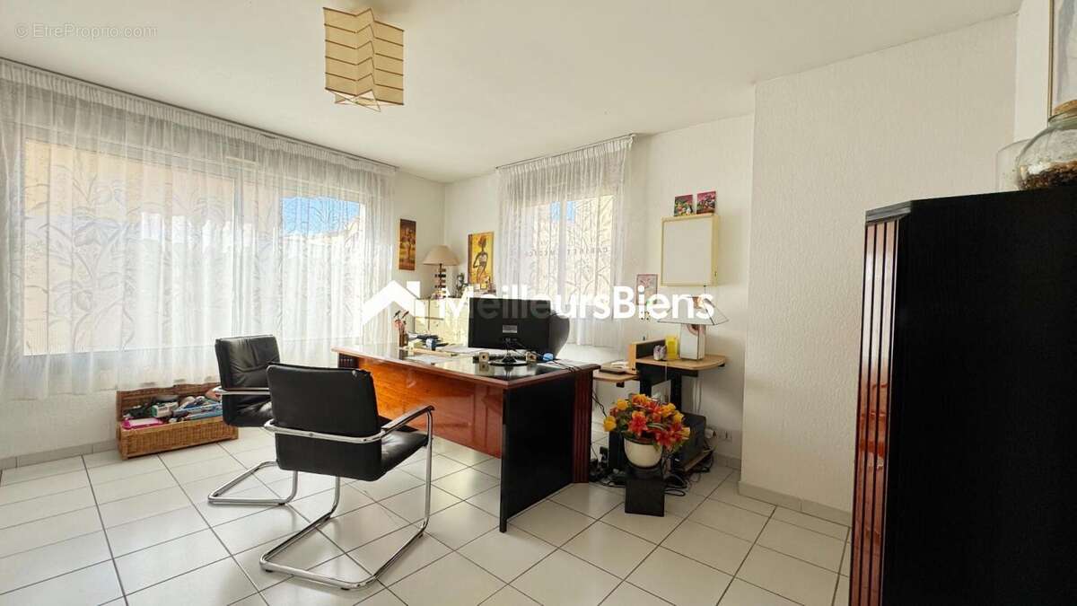 Appartement à PEROLS