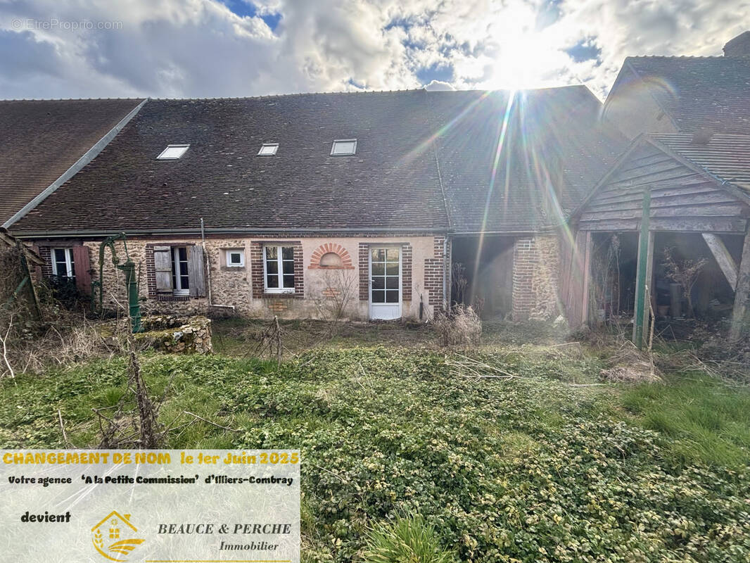 Maison à LA CROIX-DU-PERCHE