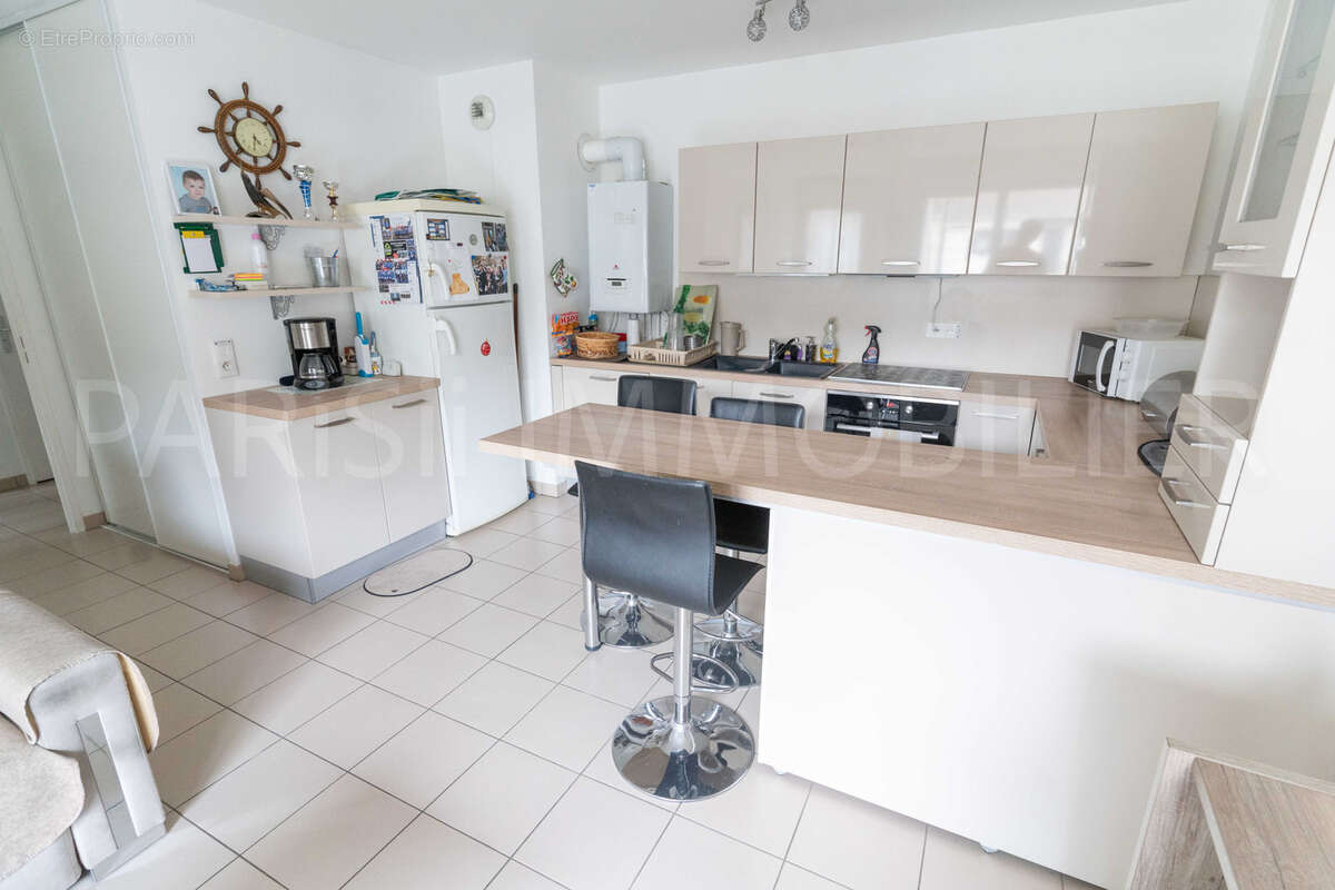 Appartement à SARTROUVILLE