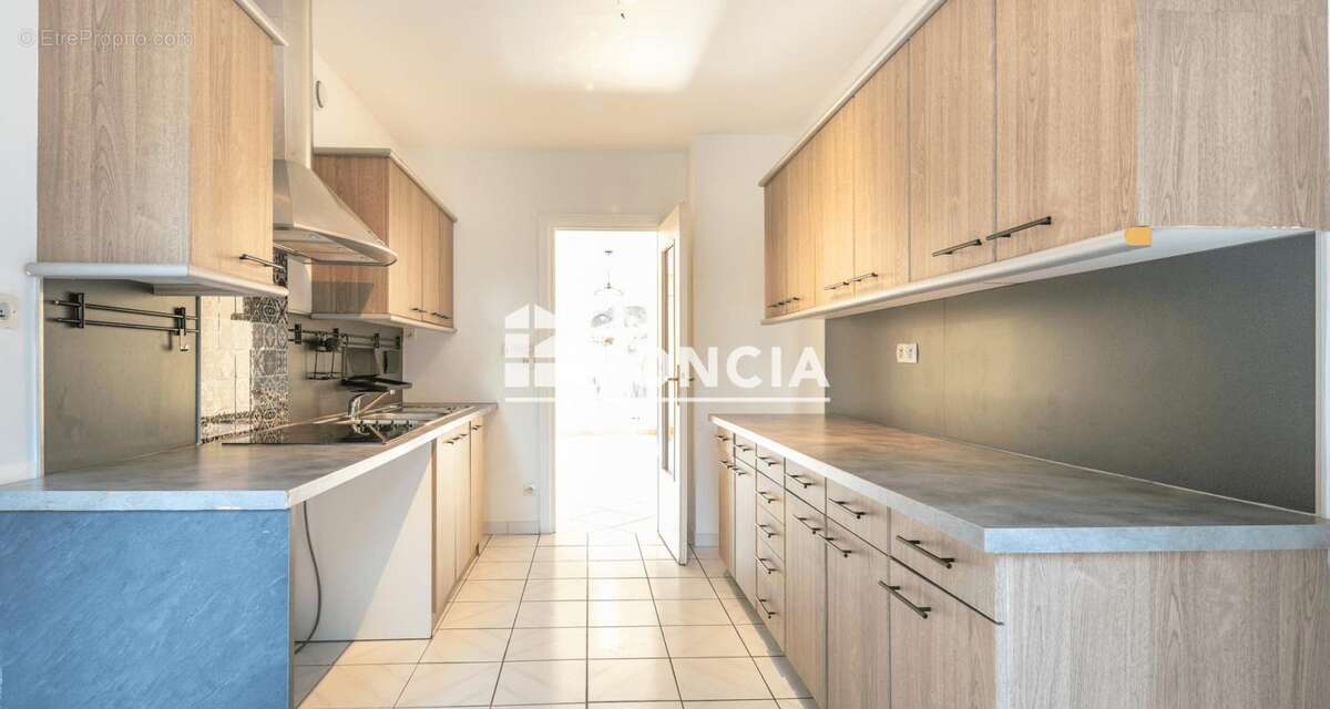 Appartement à ECHIROLLES
