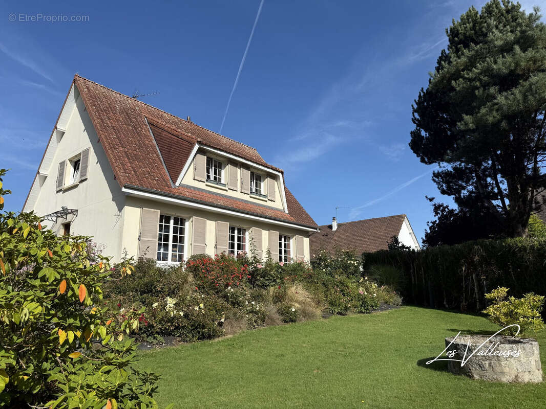 Maison à LONGUEVILLE-SUR-SCIE