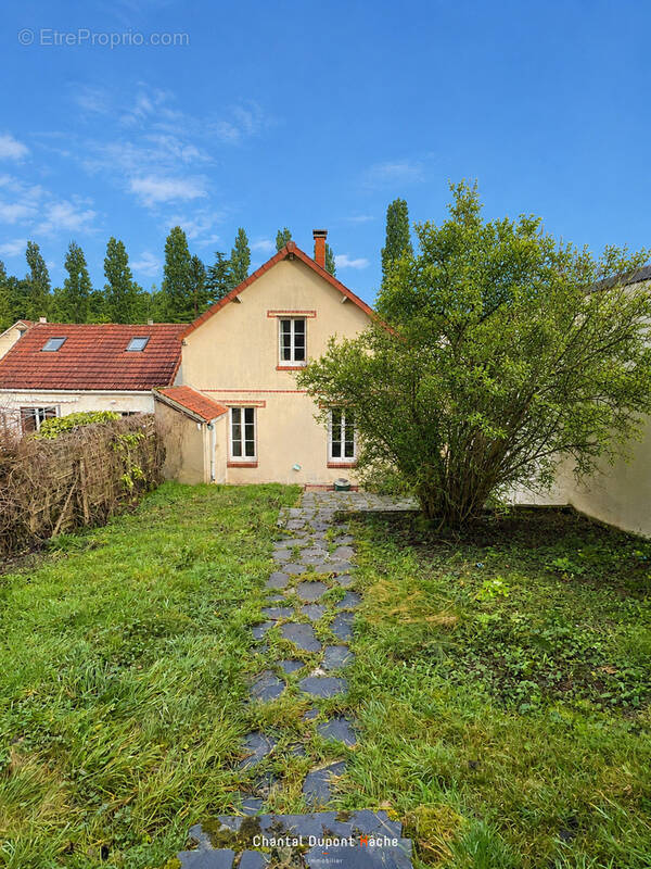 Maison à CHARTRES