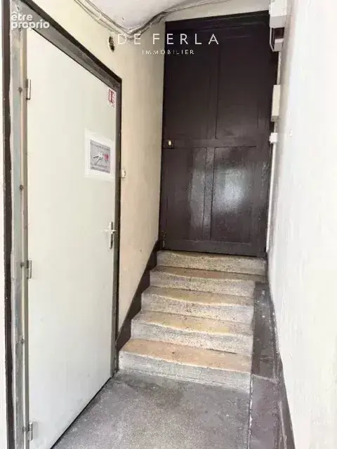 Paris XIVème - Rue Thibaud - Grande cave saine de 12m2 - photo 5