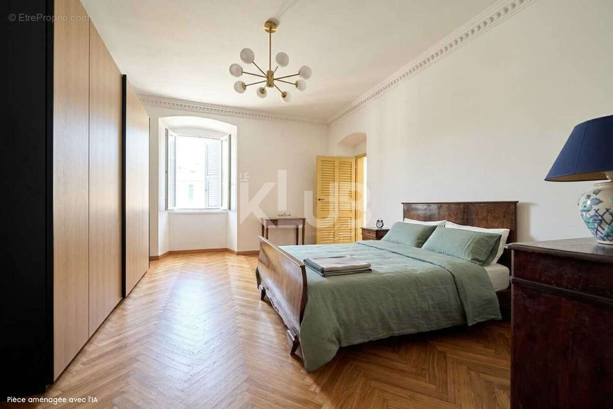 Appartement à CORTE