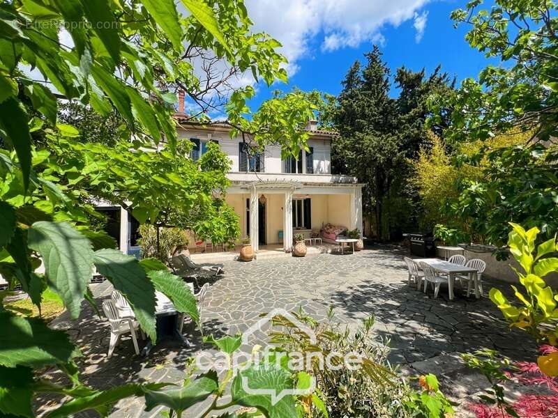 Maison à MARSEILLE-11E