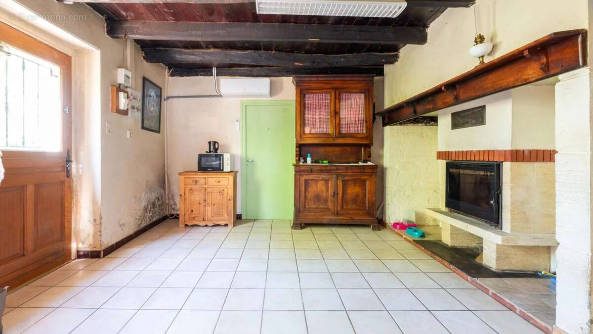 Maison à GOURDON