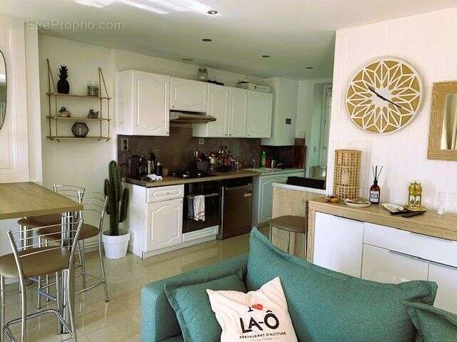 Appartement à NEUVILLE-SUR-SAONE